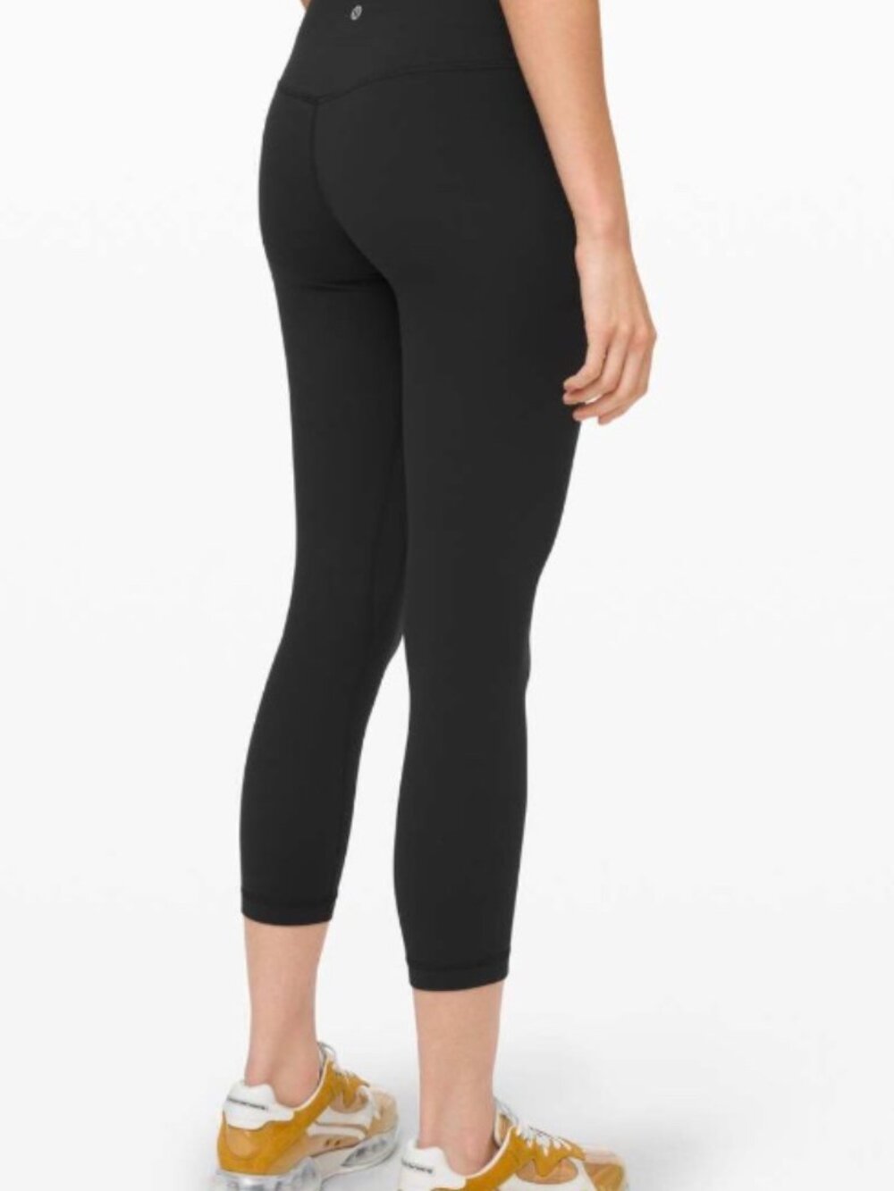 Lululemon High Rise Align Crop 23" Size 6 Square Size Dot